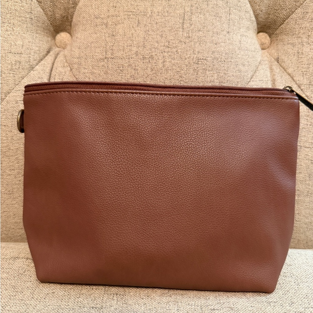 Thirty-One Tapered Pouch – Cappuccino Smooth Pebble